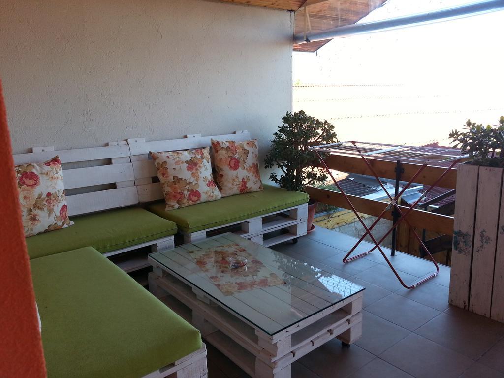Poseidon Hotel 2*
